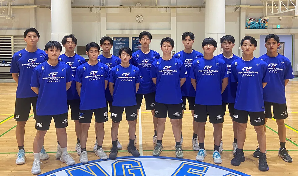 ファイティングイーグルス名古屋 U18集合写真