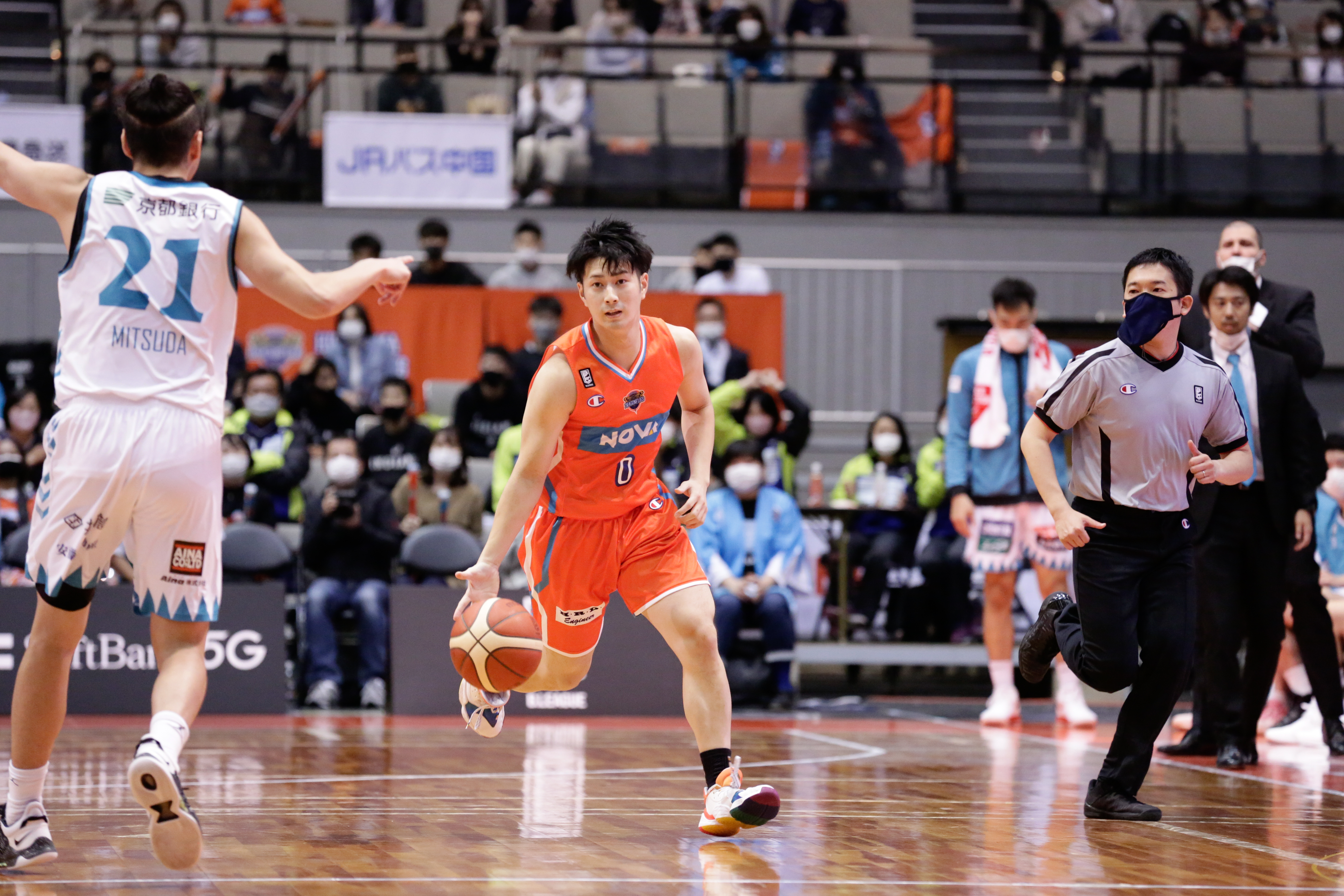 バスケットボールクラブ 社会貢献活動 でつながる風景を広島から世界へ 後編 B League Bリーグ 公式サイト B League Bリーグ 公式サイト